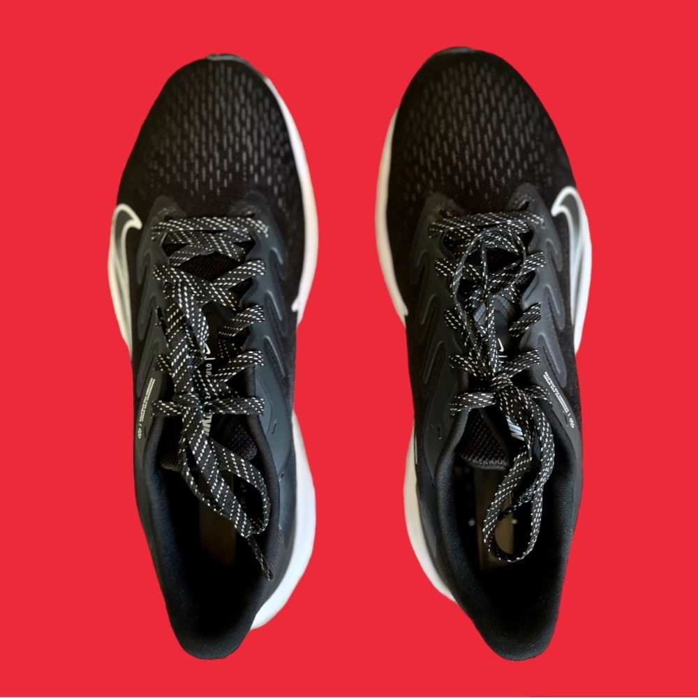 Nike Zoom Winflo 7 Running Shoes - Picture 9 of 12